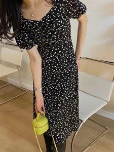春夏，韩版碎花连衣裙图片