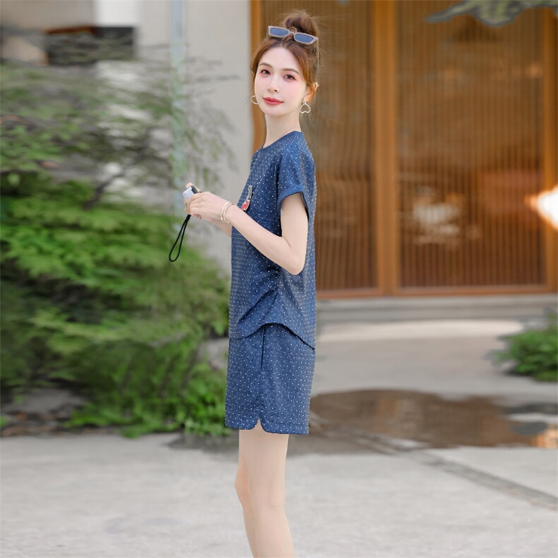 潮流时尚休闲运动套装女夏季新款纯色圆领短袖上衣阔腿短裤两件套,女装套装/套裙,江南