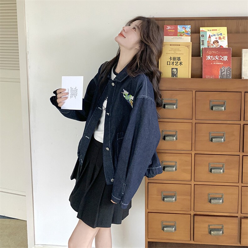 藏青色刺绣牛仔外套女春秋2025新款学院风小个子短款百搭翻领上衣,女装短外套,天使之佳话