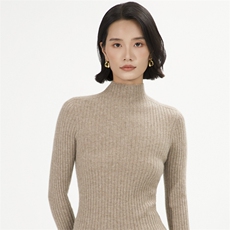 2024年秋冬新款女金丝轻松穿出高级感一线成衣修身打底衫百搭通勤，女装羊绒衫，巾兮羊绒
