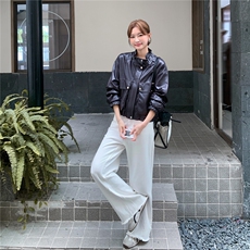 黑色pu皮衣春秋季新款女装正肩小翻领机车显瘦气质短外套韩版时尚，女装短外套，意芙