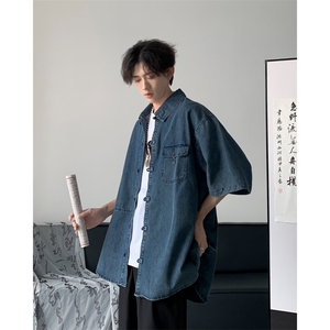 日系刺绣短袖衬衫夏季情侣款竖条纹宽松休闲衬衣男图片