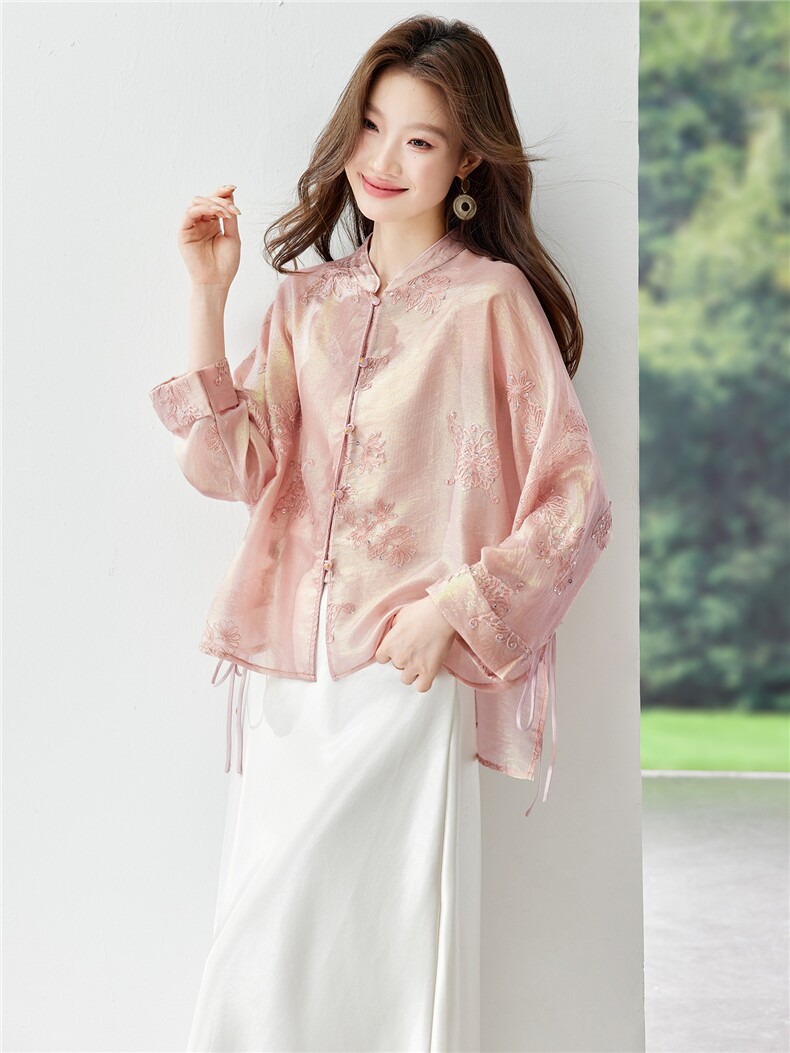 在仓~2026年夏季薄款浮光锦刺绣抽绳宽松防晒服时尚潮流户外上衣,女装防晒衣,新依时派
