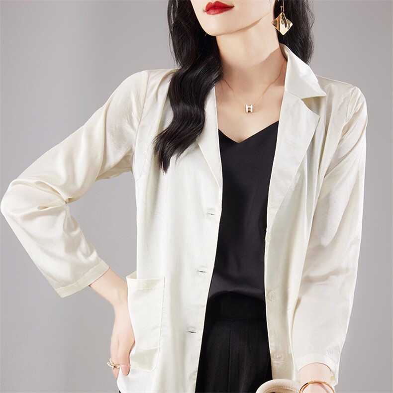西装外套女春秋2025春装新款女装高级感小个子休闲西服,女装短外套,亿美羊绒