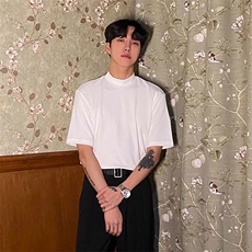 白色