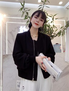 新款！欧货纯色醋酸面料棒球服外套图片