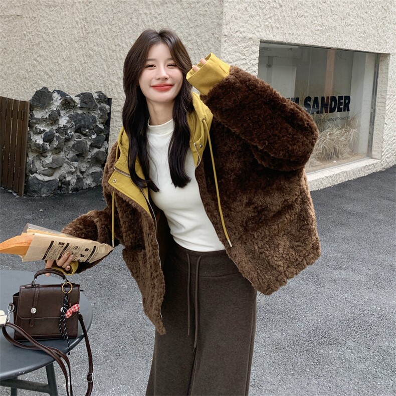 温柔韩系皮毛一体羊羔毛外套女秋冬2025新款时髦洋气爆款绝美棉服,女装皮草,2C215