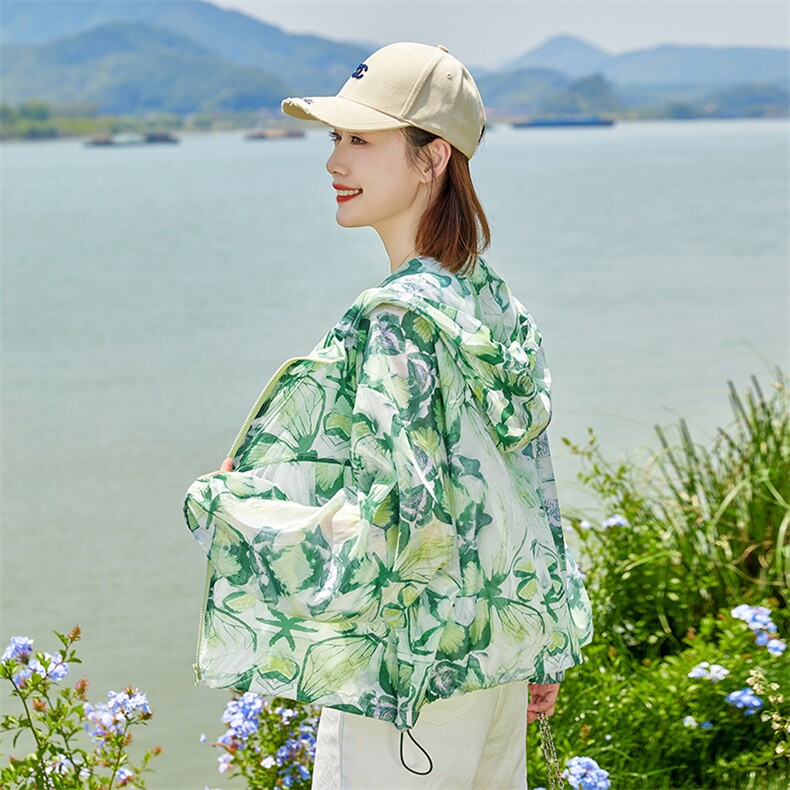 印花防晒衣女短款2025夏季新款透气百搭开衫小个子防晒服薄款外套,女装防晒衣,可可小西