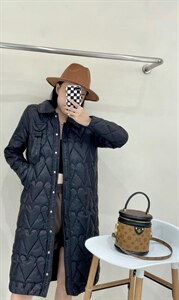 轻薄款羽绒图片