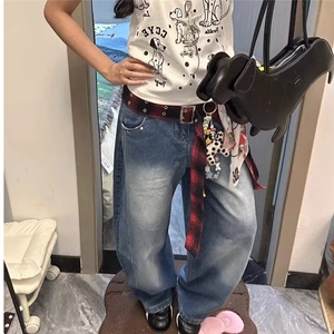 大码美式复古高街格子拼接解构水洗牛仔裤女夏高腰宽松阔腿弯刀裤图片