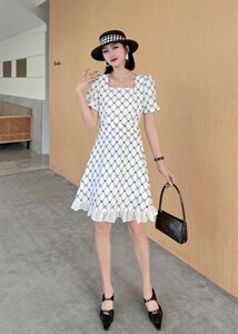 （现货）连衣裙,女装连衣裙,伊娜蕾尔