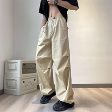卡其色