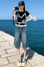 高级感时尚休闲套装夏圆领刺绣蕾丝拼接假两件上衣牛仔中裤两件套，女装套装/套裙，江南