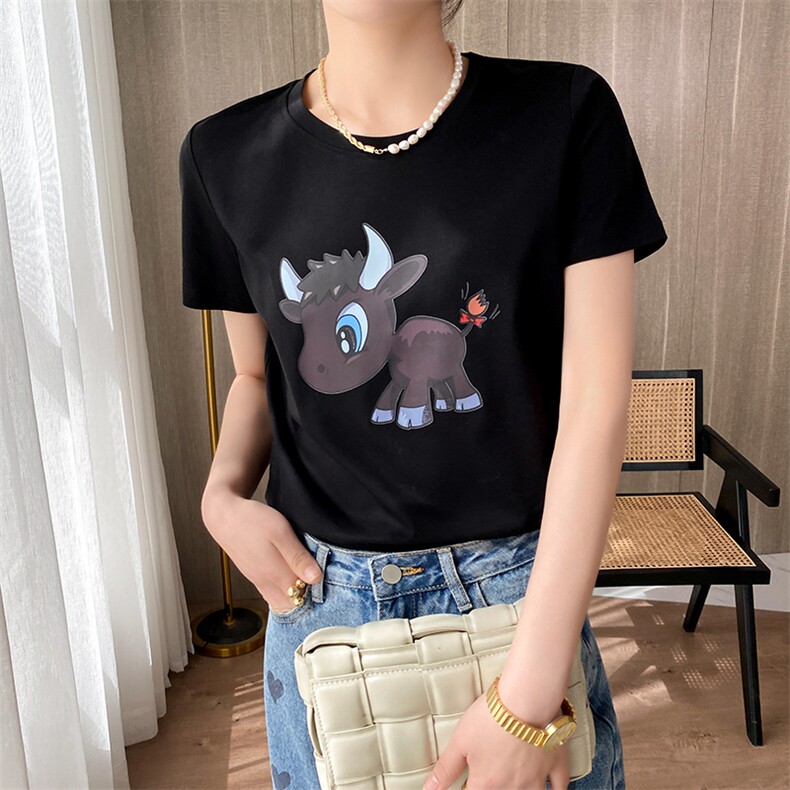 宽松休闲可爱图案小农卡通短袖，女装T恤，元素羊绒
