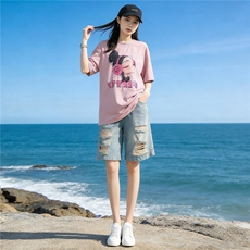 盐系穿搭休闲时尚套装女夏设计感圆领印花短袖破洞牛仔短裤两件套，女装套装/套裙，江南