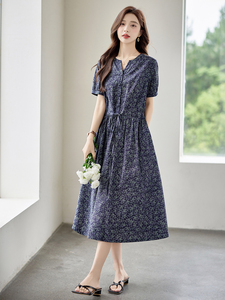时尚碎花棉麻短袖连衣裙女2026夏季新款收腰显瘦休闲气质V领裙子图片
