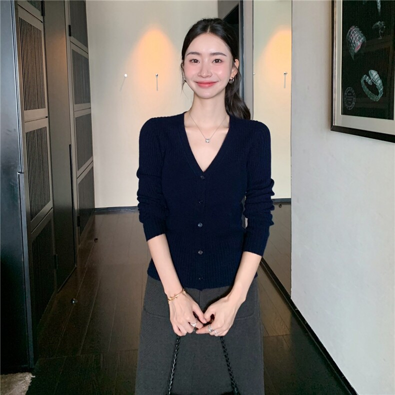 2025秋冬百搭时尚v领长袖针织衫,女装羊绒衫,玛卡隆羊绒