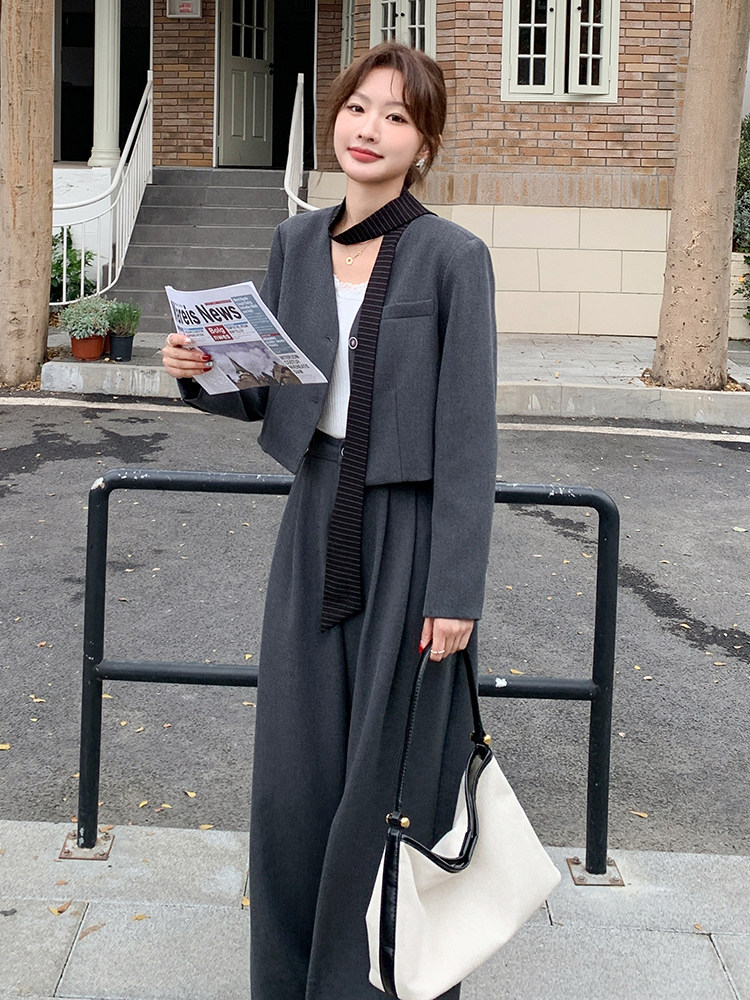 韩系高级感穿搭一整套装女2025新款春季飘带西装外套阔腿裤两件套,女装套装/套裙,辉之琳