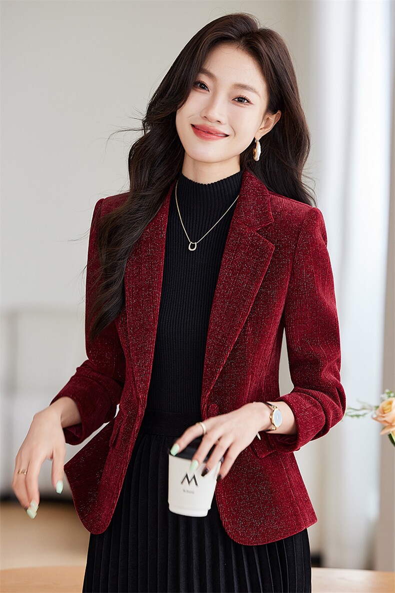 短西装外套女春秋2025新款超火爆小个子时尚气质修身减龄女士上衣,女装短外套,时尚风爆