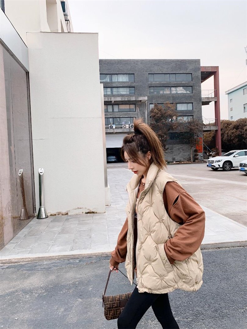 羽绒马甲，白鸭绒，女装马甲，川哲