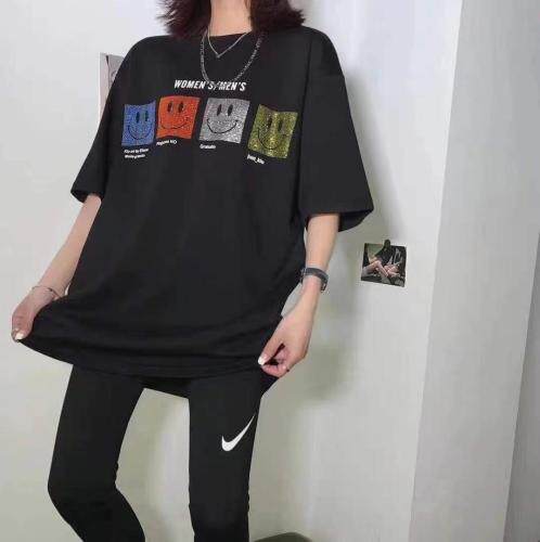 2021年现货时尚短T恤，女装T恤，拉嘉图