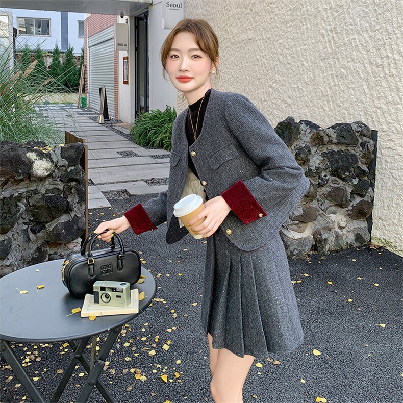 小香风羽绒套装女2025冬装新款气质小个子短外套a字裙两件套套装图片