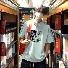 抖音得物品质二开240克宽松纯棉美式潮牌印花三条杠中性风短袖T恤，男装T恤，电商A486