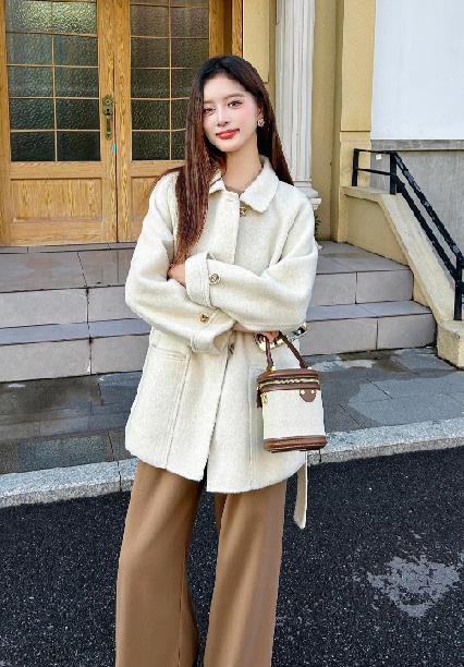 2025收腰毛呢外套女秋冬季长袖宽松高级感斗篷大衣,女装毛呢外套,宸诺服饰