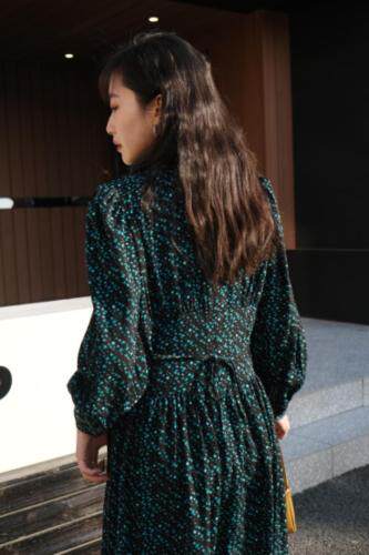 【现货】2021设计师款连衣裙，女装连衣裙，易霏金熙