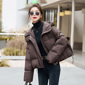 羽绒服女短款2025新款小个子冬季保暖加厚连帽面包服外套图片