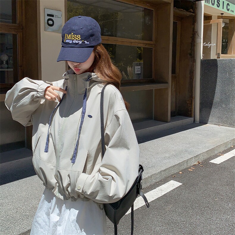 26新款现货大货已到店连帽撞色冲锋衣6859-P165-K248,女装短外套,2D034