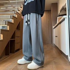 深灰色