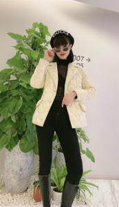 轻薄短款西装羽绒服外套欧货网红款,女装西装,茗格拉