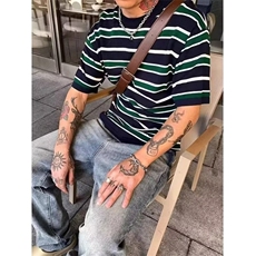 蓝色