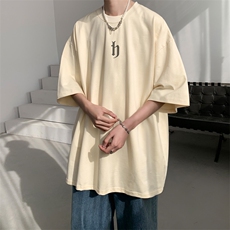 奶黄色