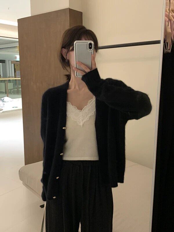 秋冬纯色V领长袖羊毛针织衫女韩版宽松时尚开衫图片