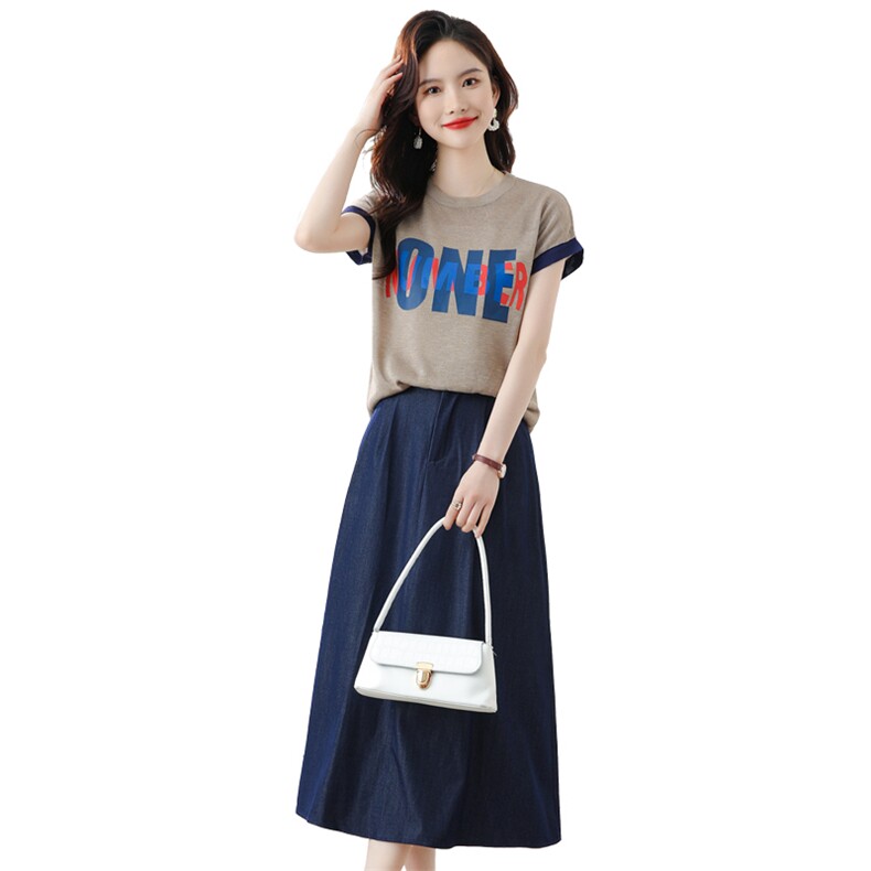 现货2023年夏季女新款时尚休闲针织印花字母上衣+半身裙套装,女装套装/套裙,奋斗女王