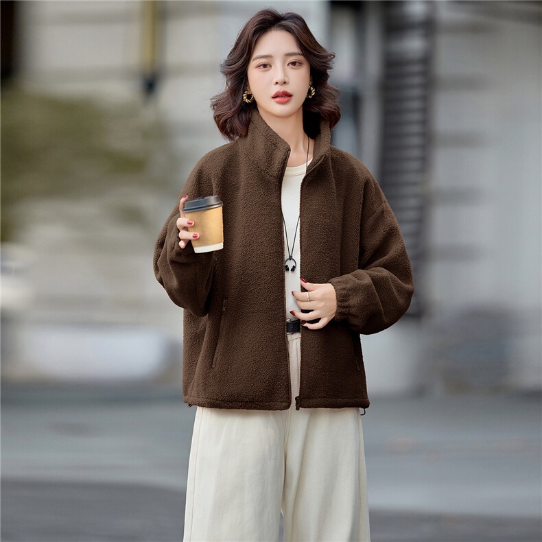 爆《现货2025冬季新款小羊羔毛休闲简约时尚外套不挑身材上身》,女装羊羔毛/颗粒绒,米莱