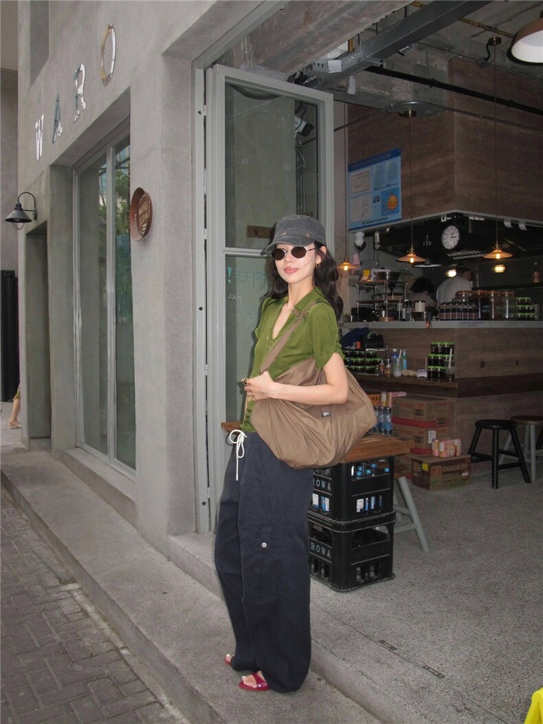 夏季新款U领POLO衫短袖设计感上衣,女装T恤,湘姗