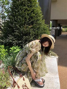现货，超美沙滩裙
秋装订货中图片