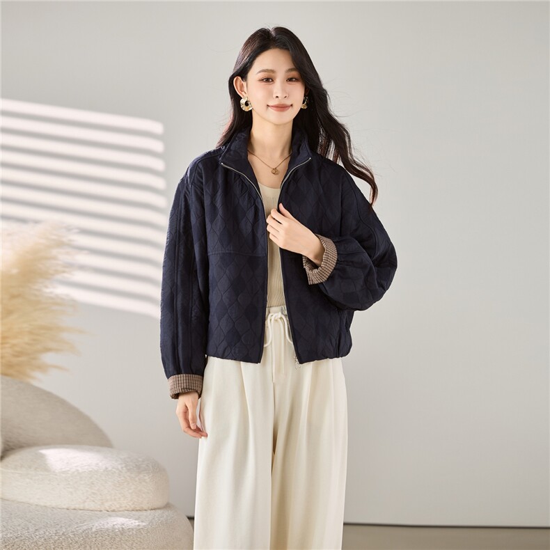 2025秋冬装新款袖口格子拼接短外套，女装短外套，梦芯尔