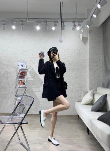 2??0??2??1??春款全面煥新??，女装，AMG