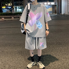 灰色