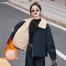 藏青色