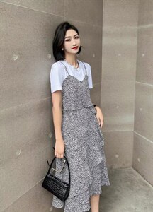 [现货]碎花连衣裙，气质显瘦，两色、四个尺码图片