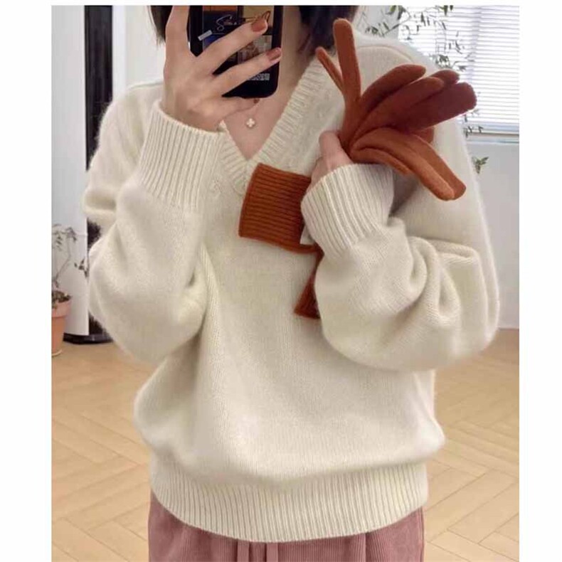 秋冬新款纯色针织v领套头上衣时尚百搭，女装羊绒衫，鹿一羊绒