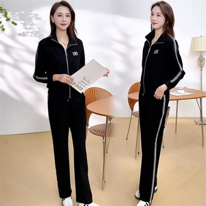 高档运动服套装女春秋妈妈2025新时尚洋气显瘦休闲卫衣两件套图片