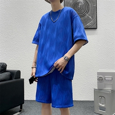 蓝色