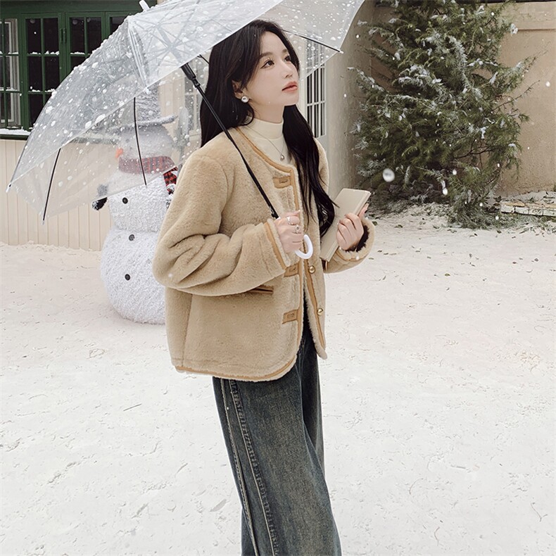 新品现货毛绒皮毛一体外套2C032206P175K268,女装棉衣/棉服,2C032