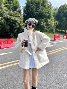 新产品！立体感十足皮毛一体图片